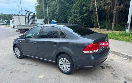 Volkswagen Polo VI (EU Market), 2013 год, 700 000 рублей, 4 фотография