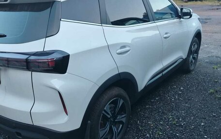 Chery Tiggo 4 I рестайлинг, 2025 год, 2 200 000 рублей, 3 фотография