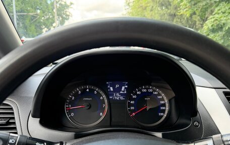 Hyundai Solaris II рестайлинг, 2013 год, 840 000 рублей, 7 фотография