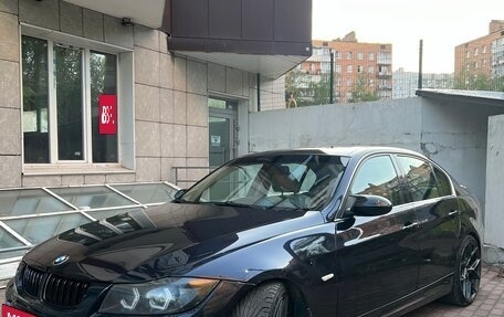 BMW 3 серия, 2005 год, 1 200 000 рублей, 12 фотография