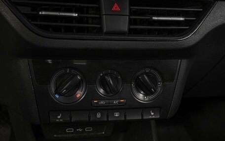 Skoda Rapid II, 2020 год, 1 059 000 рублей, 14 фотография