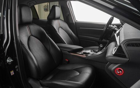 Toyota Camry, 2018 год, 2 869 000 рублей, 11 фотография