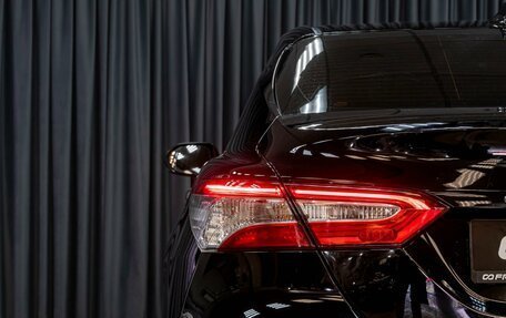 Toyota Camry, 2018 год, 2 869 000 рублей, 8 фотография