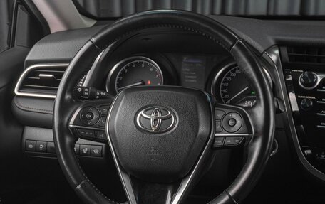 Toyota Camry, 2018 год, 2 869 000 рублей, 23 фотография
