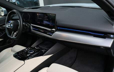 BMW 5 серия, 2024 год, 6 650 000 рублей, 23 фотография