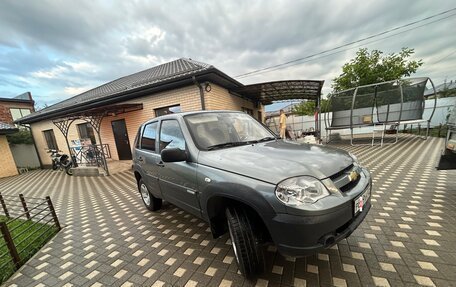 Chevrolet Niva I рестайлинг, 2012 год, 550 000 рублей, 4 фотография