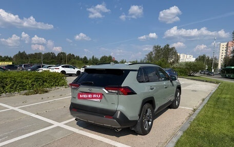 Toyota RAV4, 2020 год, 4 000 000 рублей, 5 фотография