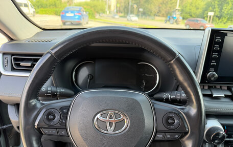 Toyota RAV4, 2020 год, 4 000 000 рублей, 17 фотография