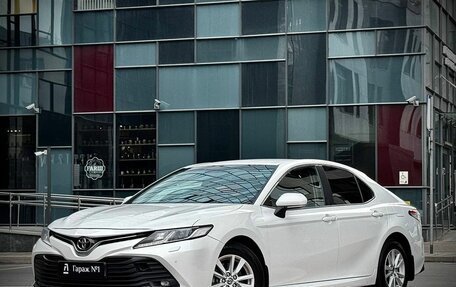 Toyota Camry, 2021 год, 2 275 000 рублей, 2 фотография
