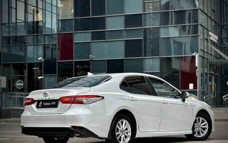 Toyota Camry, 2021 год, 2 275 000 рублей, 5 фотография