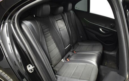 Mercedes-Benz E-Класс, 2019 год, 2 997 300 рублей, 7 фотография