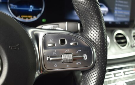 Mercedes-Benz E-Класс, 2019 год, 2 997 300 рублей, 14 фотография