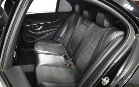 Mercedes-Benz E-Класс, 2019 год, 2 997 300 рублей, 9 фотография