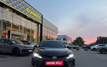Toyota Camry, 2021 год, 2 740 000 рублей, 2 фотография