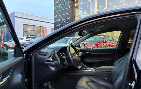 Toyota Camry, 2021 год, 2 740 000 рублей, 9 фотография