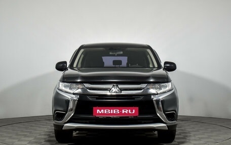Mitsubishi Outlander III рестайлинг 3, 2018 год, 1 499 000 рублей, 3 фотография