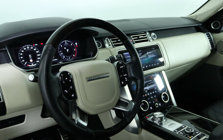 Land Rover Range Rover IV рестайлинг, 2018 год, 5 500 000 рублей, 17 фотография