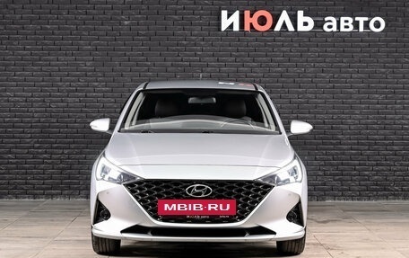 Hyundai Solaris II рестайлинг, 2022 год, 1 875 000 рублей, 2 фотография