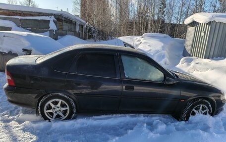 Opel Vectra B рестайлинг, 1998 год, 90 000 рублей, 3 фотография