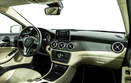 Mercedes-Benz GLA, 2015 год, 1 899 585 рублей, 10 фотография