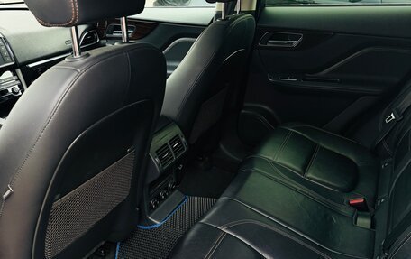 Jaguar F-Pace, 2017 год, 2 100 000 рублей, 9 фотография