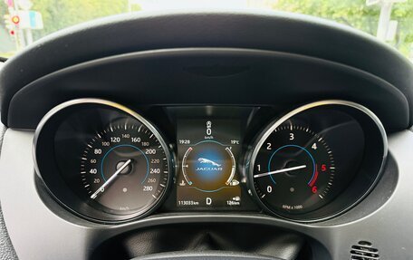 Jaguar F-Pace, 2017 год, 2 100 000 рублей, 14 фотография