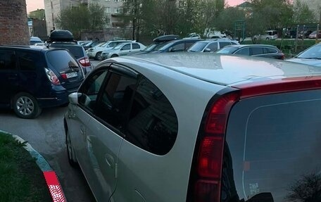 Honda Stream I рестайлинг, 2002 год, 400 000 рублей, 4 фотография