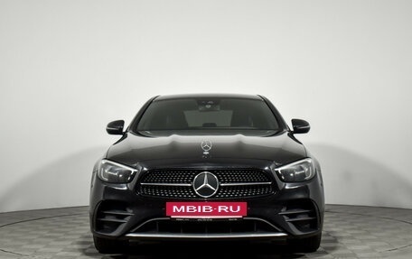 Mercedes-Benz E-Класс, 2021 год, 3 500 000 рублей, 3 фотография