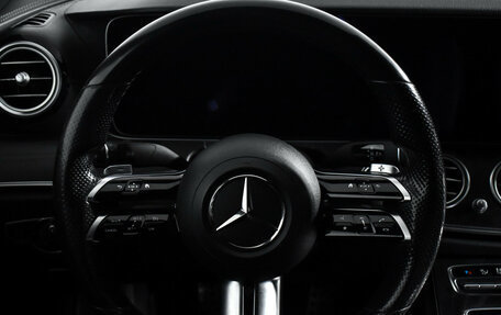 Mercedes-Benz E-Класс, 2021 год, 3 500 000 рублей, 17 фотография