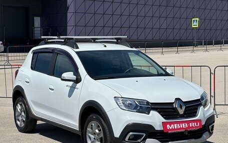 Renault Sandero II рестайлинг, 2020 год, 1 297 000 рублей, 3 фотография