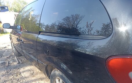 Chrysler Voyager IV, 2006 год, 850 000 рублей, 11 фотография