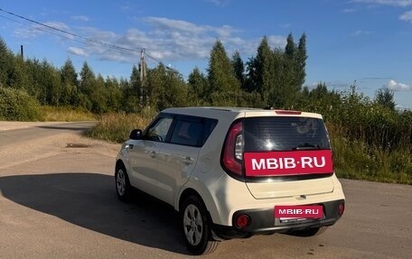 KIA Soul II рестайлинг, 2017 год, 1 250 000 рублей, 4 фотография