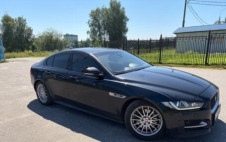 Jaguar XE I рестайлинг, 2016 год, 1 250 000 рублей, 3 фотография