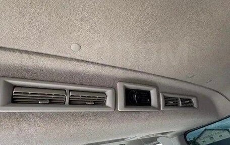 Nissan Caravan IV, 2002 год, 790 000 рублей, 9 фотография