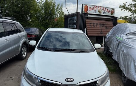 KIA Rio III рестайлинг, 2015 год, 855 000 рублей, 2 фотография