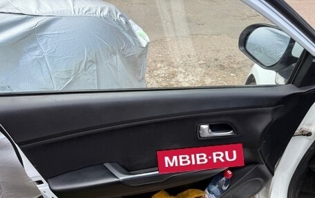 KIA Rio III рестайлинг, 2015 год, 855 000 рублей, 13 фотография
