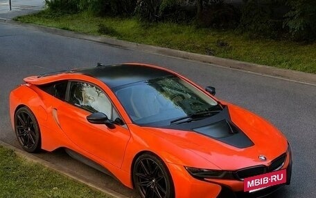 BMW i8 I рестайлинг, 2015 год, 6 050 000 рублей, 4 фотография