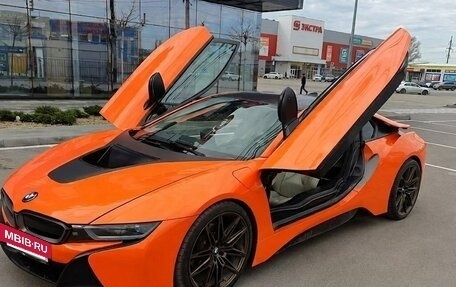 BMW i8 I рестайлинг, 2015 год, 6 050 000 рублей, 3 фотография