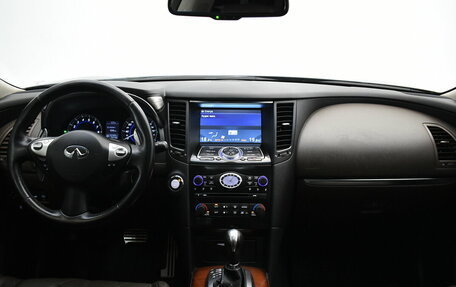 Infiniti QX70, 2017 год, 2 780 000 рублей, 5 фотография