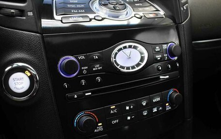 Infiniti QX70, 2017 год, 2 780 000 рублей, 8 фотография