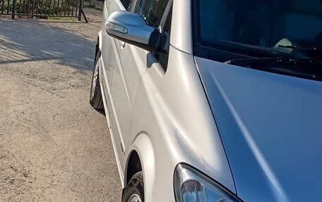 Mercedes-Benz Viano, 2004 год, 1 150 000 рублей, 10 фотография