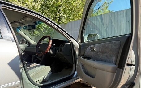 Toyota Camry, 2000 год, 599 999 рублей, 10 фотография