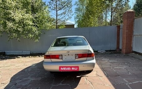 Toyota Camry, 2000 год, 599 999 рублей, 7 фотография