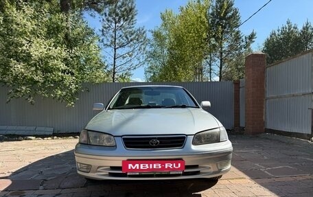 Toyota Camry, 2000 год, 599 999 рублей, 19 фотография