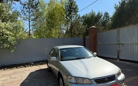 Toyota Camry, 2000 год, 599 999 рублей, 17 фотография