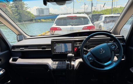 Honda Stepwgn IV, 2021 год, 1 599 100 рублей, 14 фотография