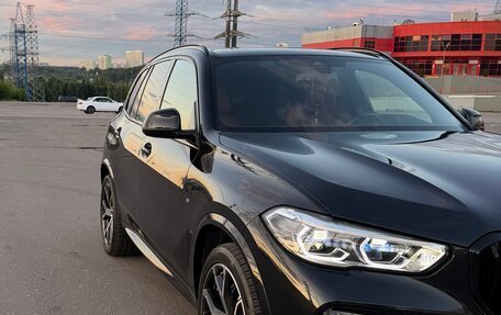 BMW X5, 2019 год, 5 499 990 рублей, 2 фотография