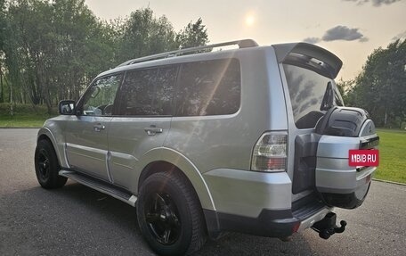 Mitsubishi Pajero IV, 2008 год, 1 095 000 рублей, 3 фотография