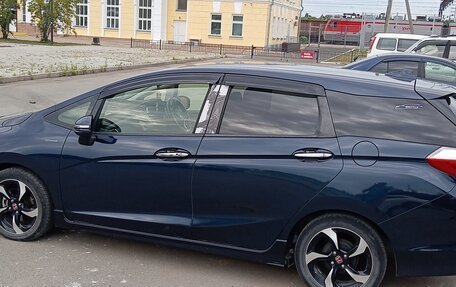 Honda Shuttle II, 2016 год, 1 350 000 рублей, 2 фотография