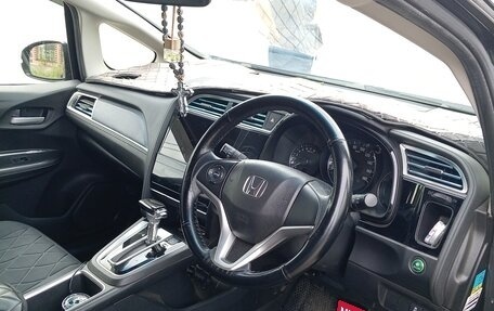 Honda Shuttle II, 2016 год, 1 350 000 рублей, 4 фотография
